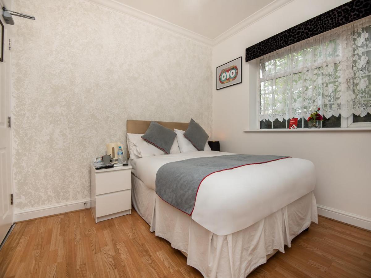 Oyo Vale Lodge Windsor Luaran gambar
