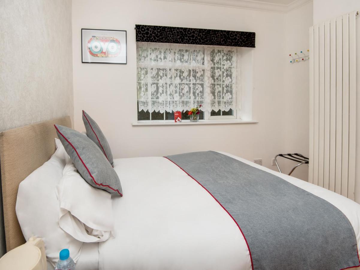 Oyo Vale Lodge Windsor Luaran gambar