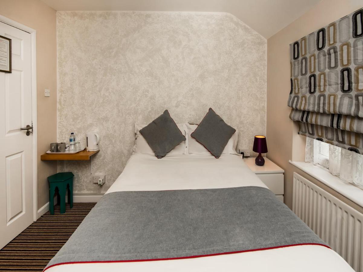 Oyo Vale Lodge Windsor Luaran gambar