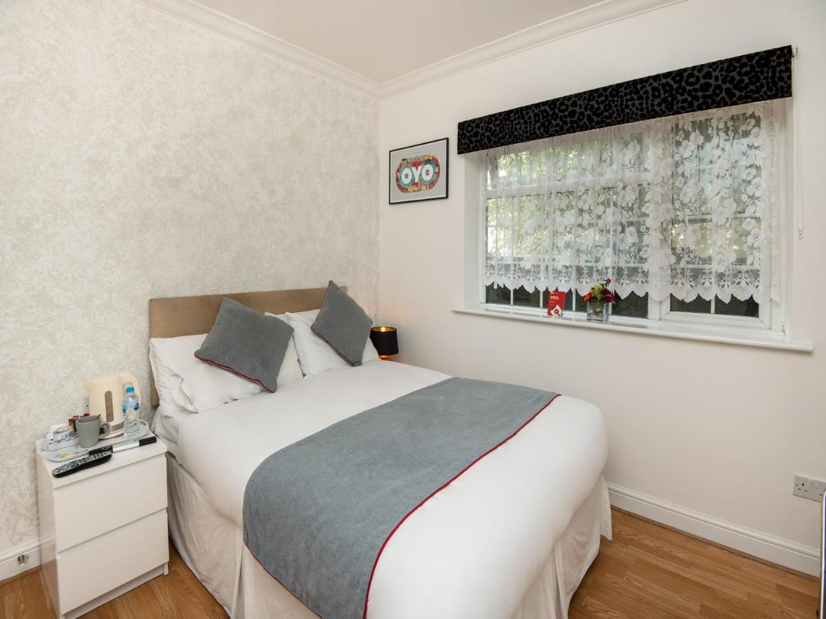 Oyo Vale Lodge Windsor Luaran gambar
