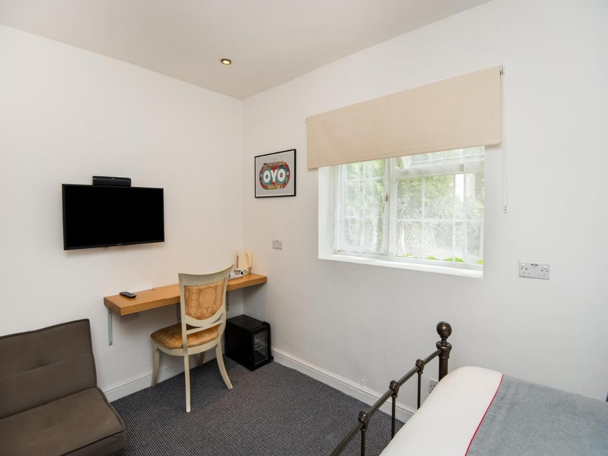Oyo Vale Lodge Windsor Luaran gambar