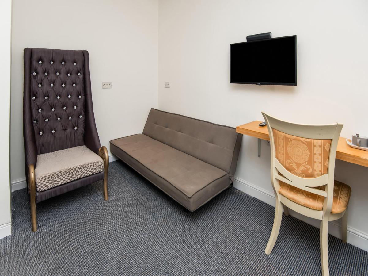 Oyo Vale Lodge Windsor Luaran gambar