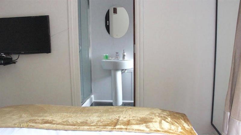 Oyo Vale Lodge Windsor Luaran gambar